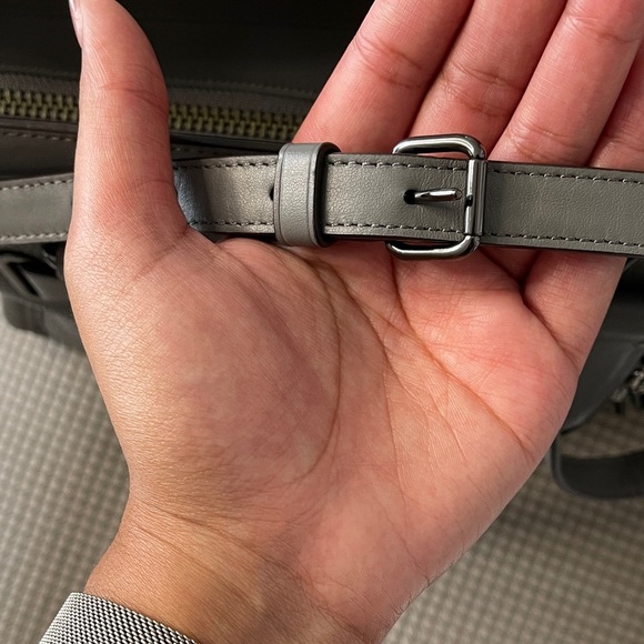 Coach Swagger Gray Leather Satchel with Gunmetal 2 hang tags  No: J1821-34408 - Picture 4 of 13